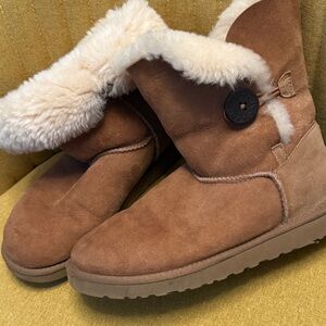 UGG Tan Suede Women's Winter Boots
